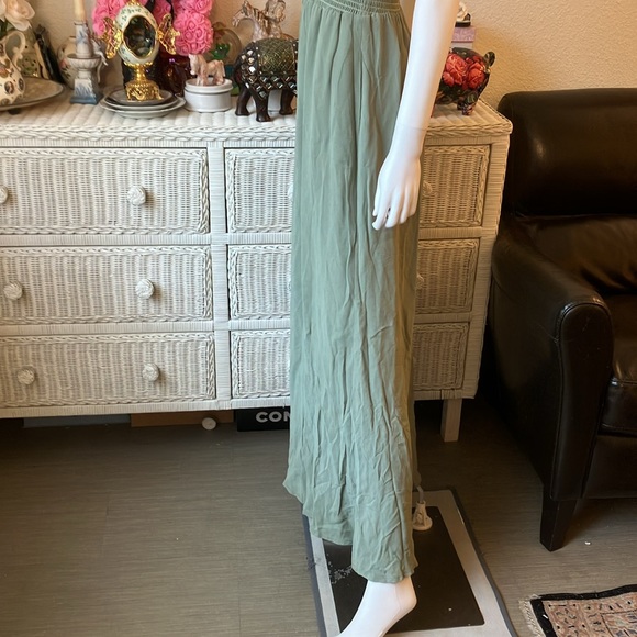 Reformation [ Firm on price ] Ceylon maxi dress in sage green Size Medium - Picture 8 of 11